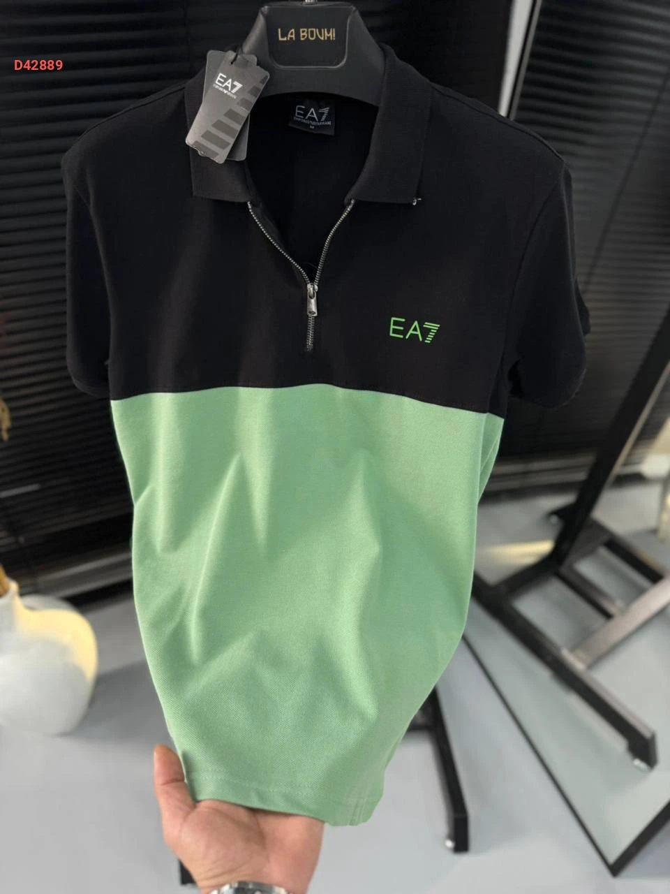 Product thumb
