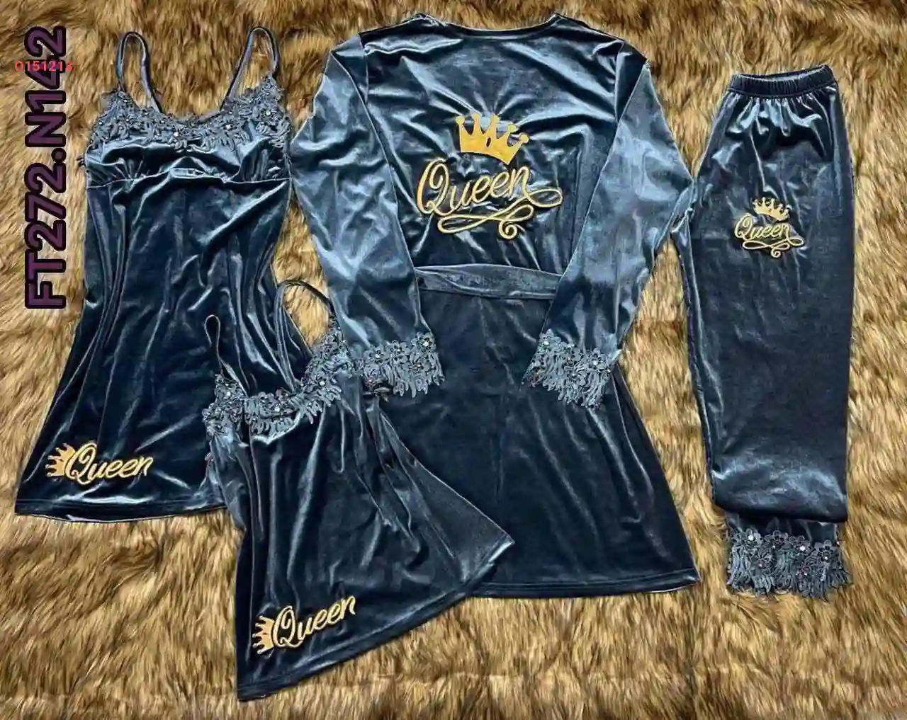 بيجامة مخمل عرايسي