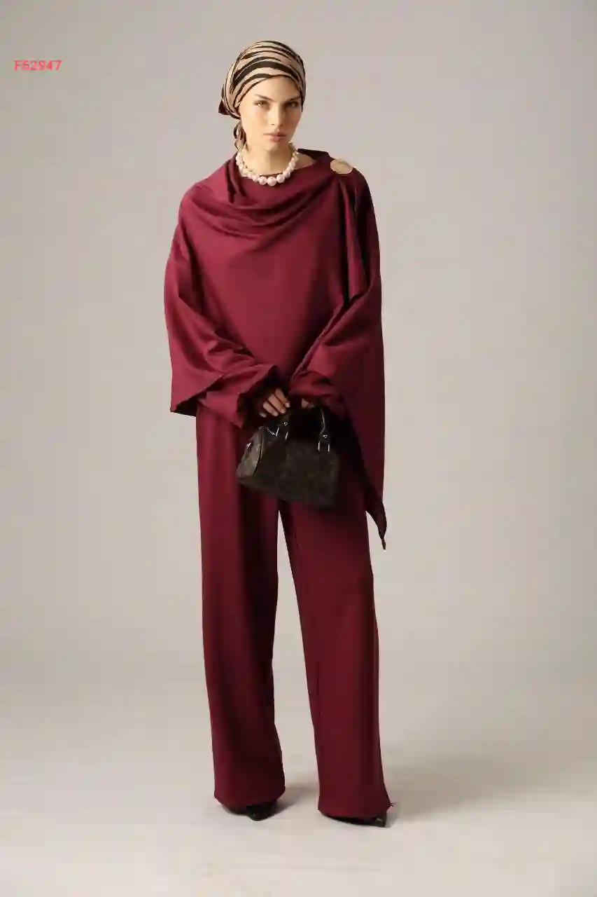 الأطقم  الكاملة