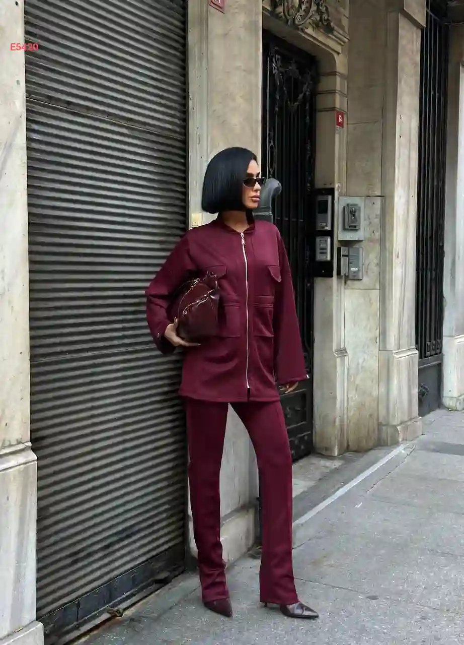 طقم بنطلون وجاكيت بجيب