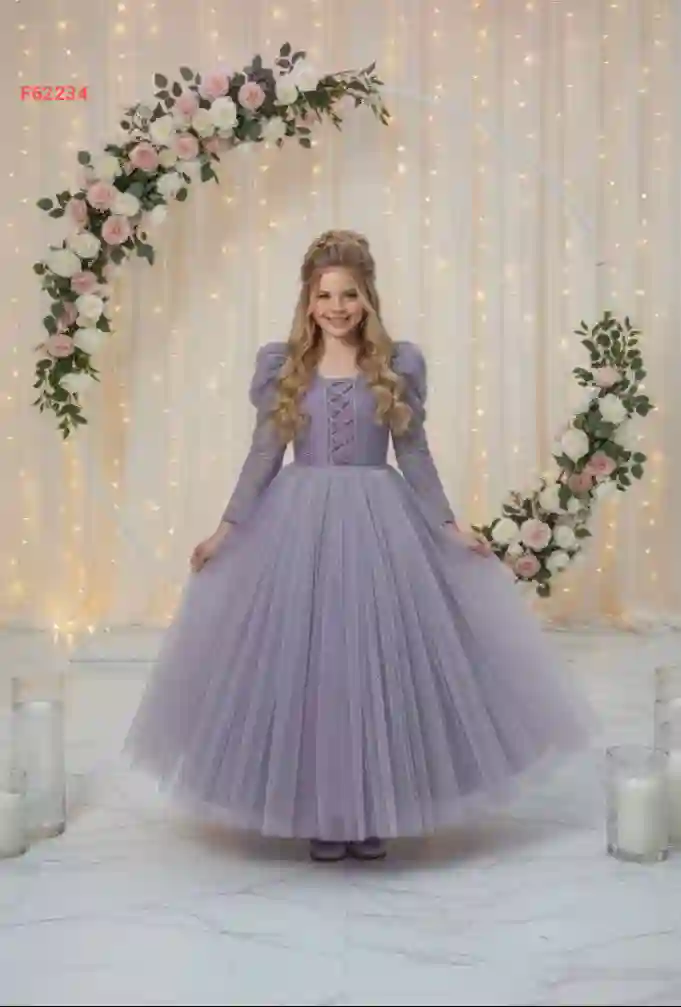 فستان بناتي تول منفوش