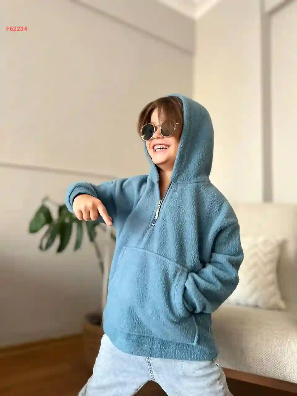 كنزات الأطفال