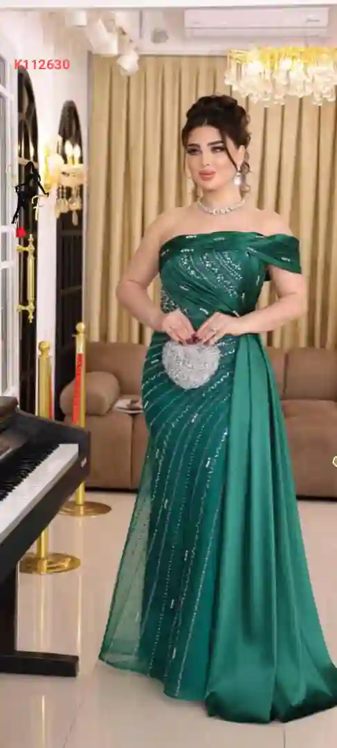 فستان سهرة طويل ساتان