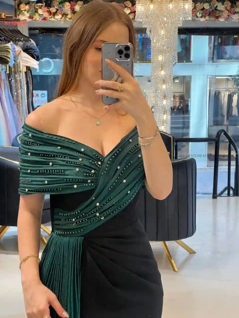 فستان سهرة كاب شاحط