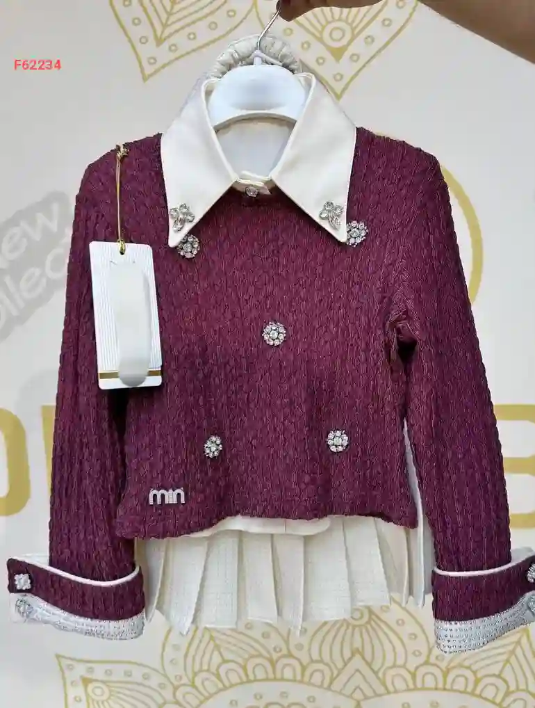 طقم تنورة بناتي وبلوزة بأحجار