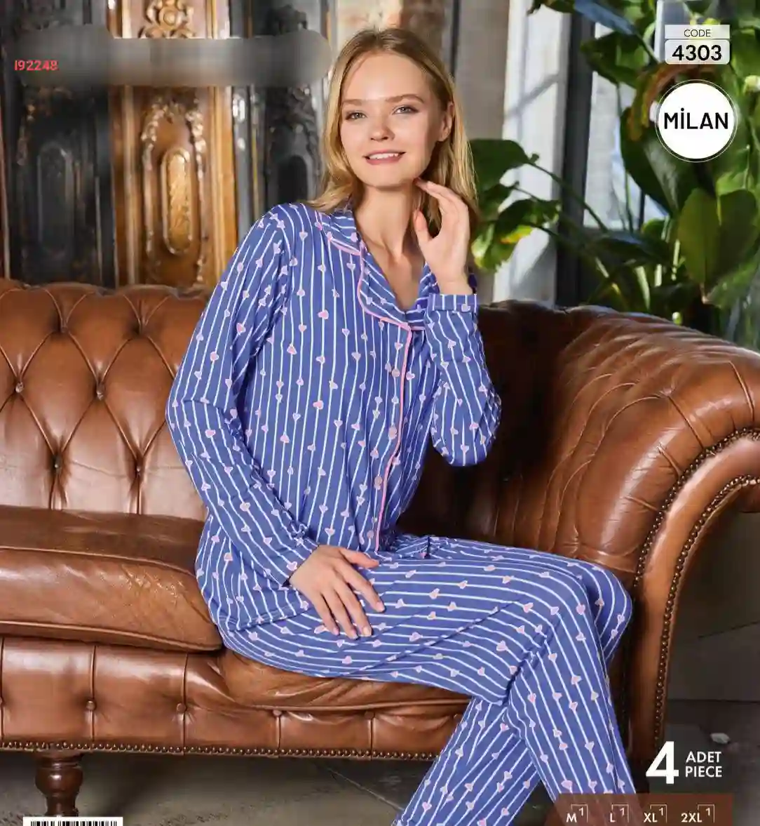 بيجامة كم طويل بأزرار