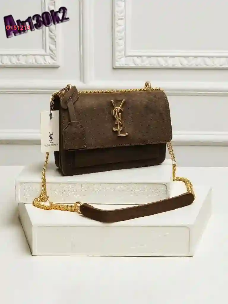 حقيبة نسائية ماركة