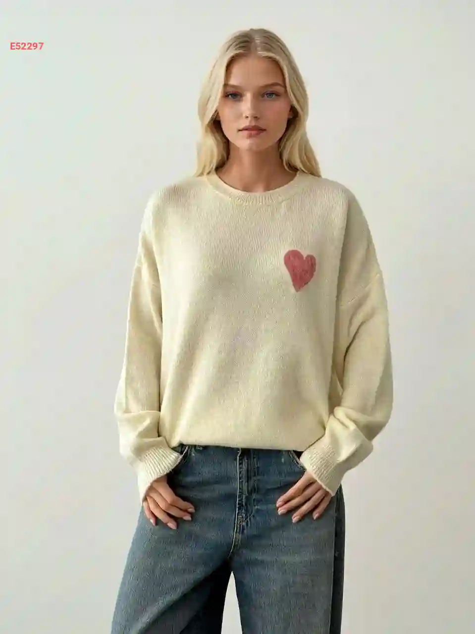 كنزة تريكو مطبعة قلب