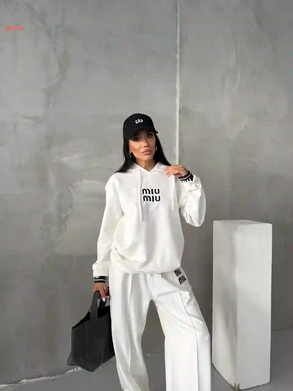 بيجامة كم طويل ماركة