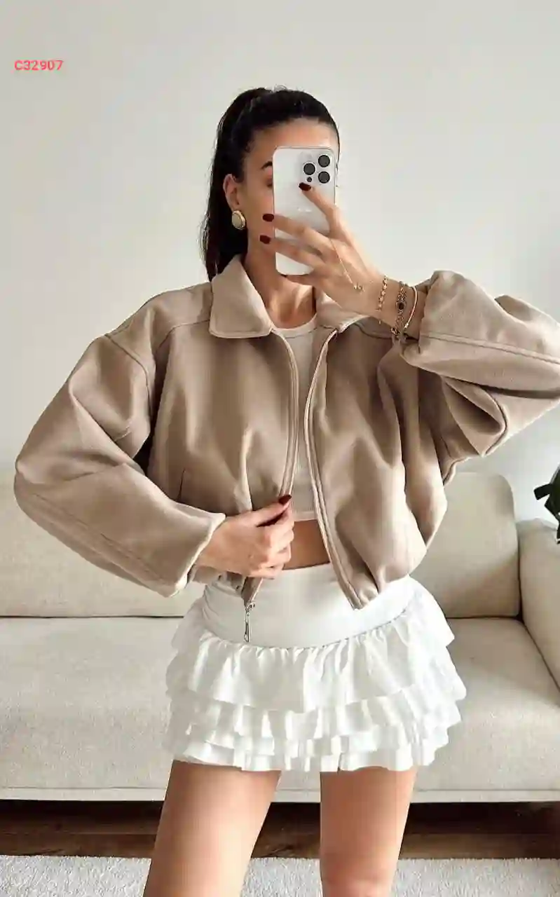 جاكيت شتوي قصير زم