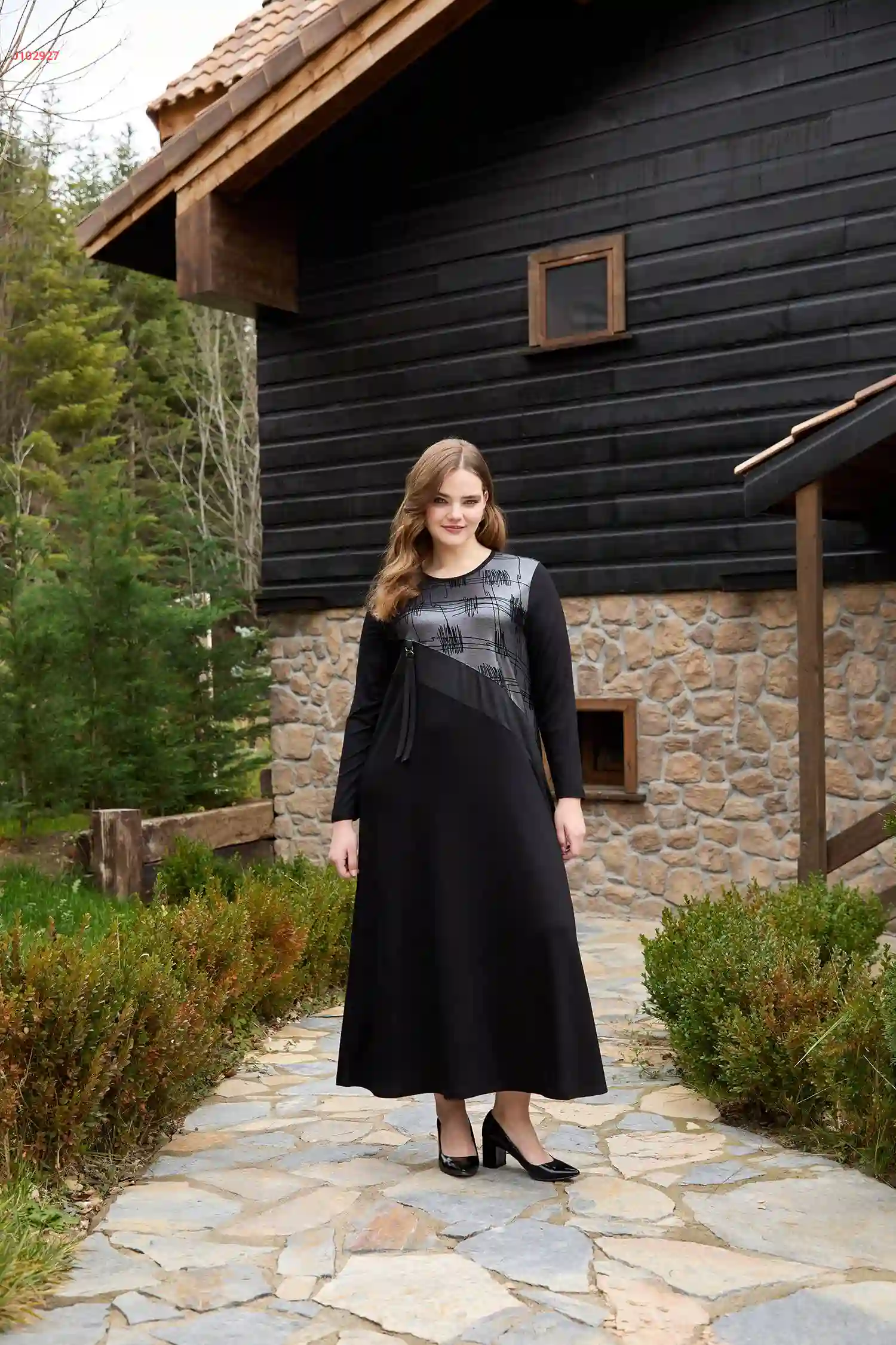 فستان كريستال طويل قياس كبير