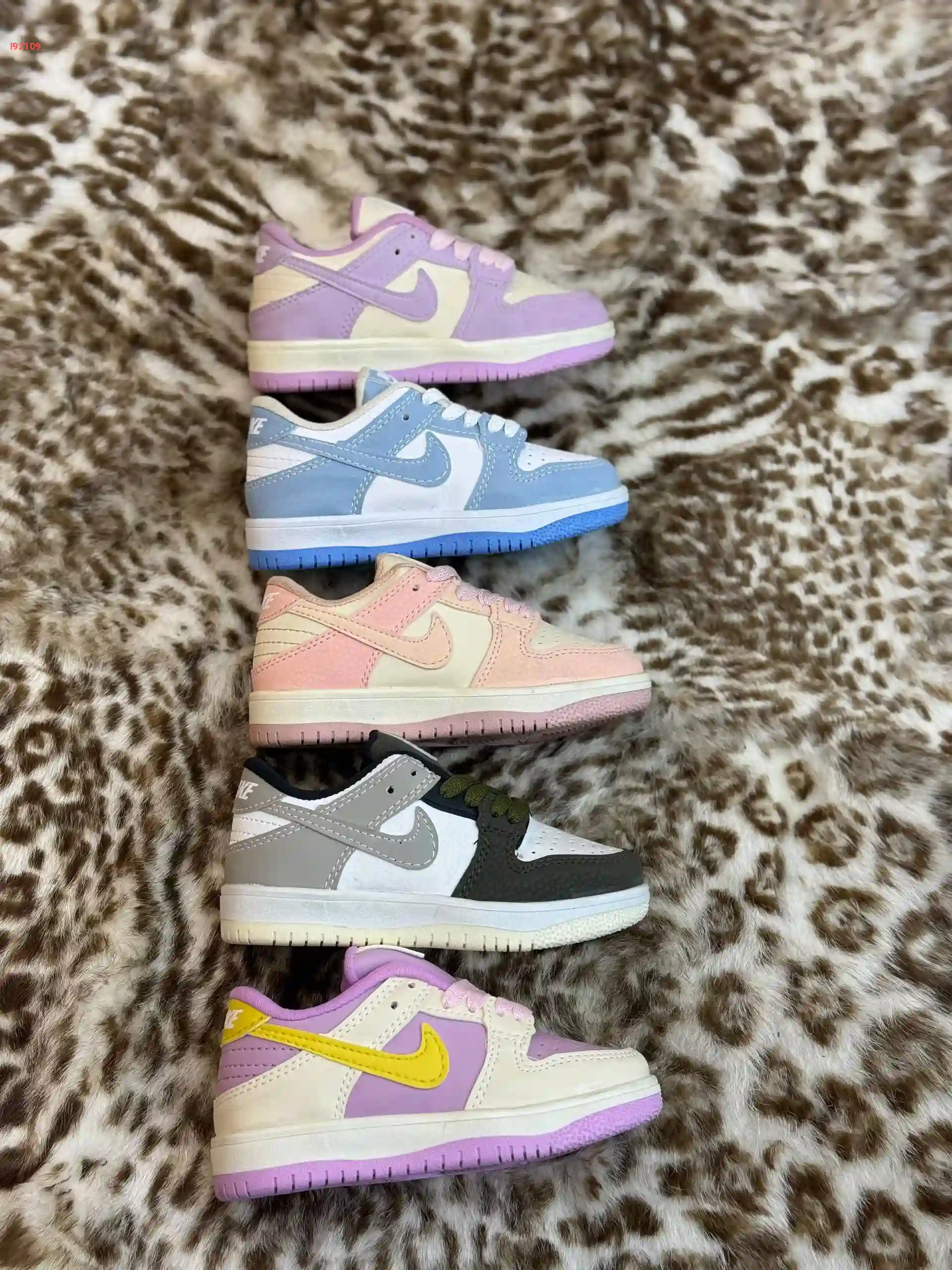 أحذية أطفال