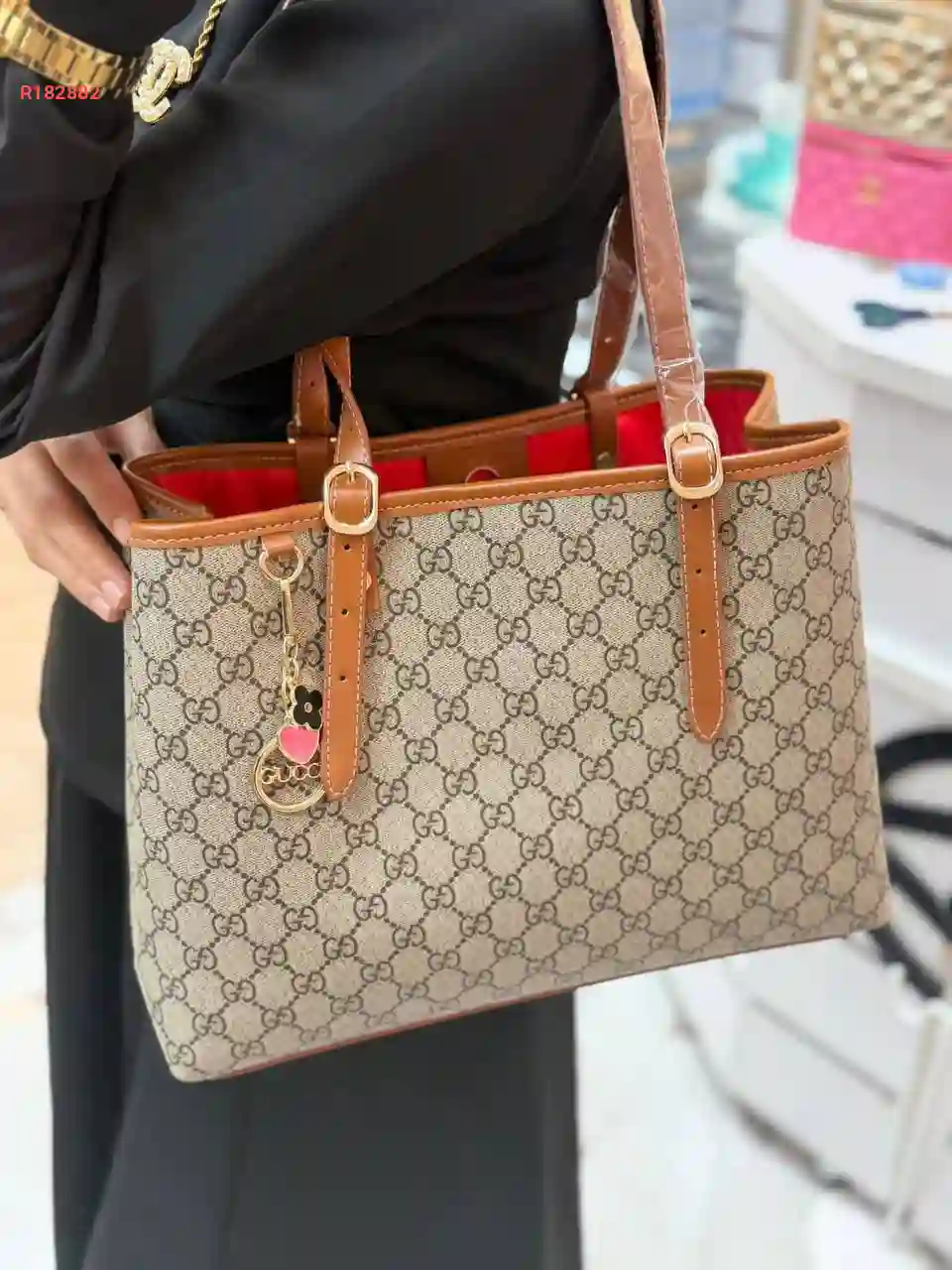 حقيبة يد نسائية ماركة