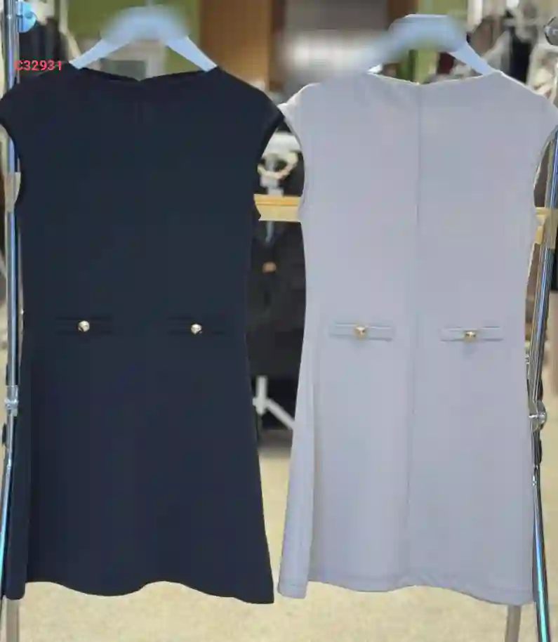 فستان قصير حفر