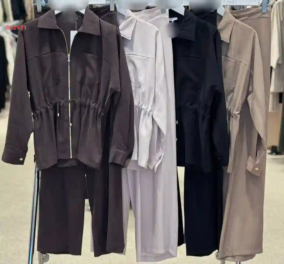 طقم بنطال وجاكيت بسحاب