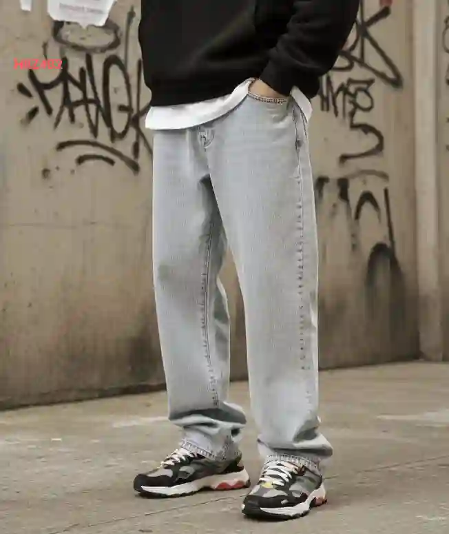 شورت جينز وكتان