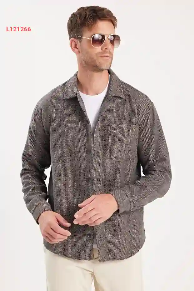 قميص  شتوية رجالي بأزرار بتصميم مريح