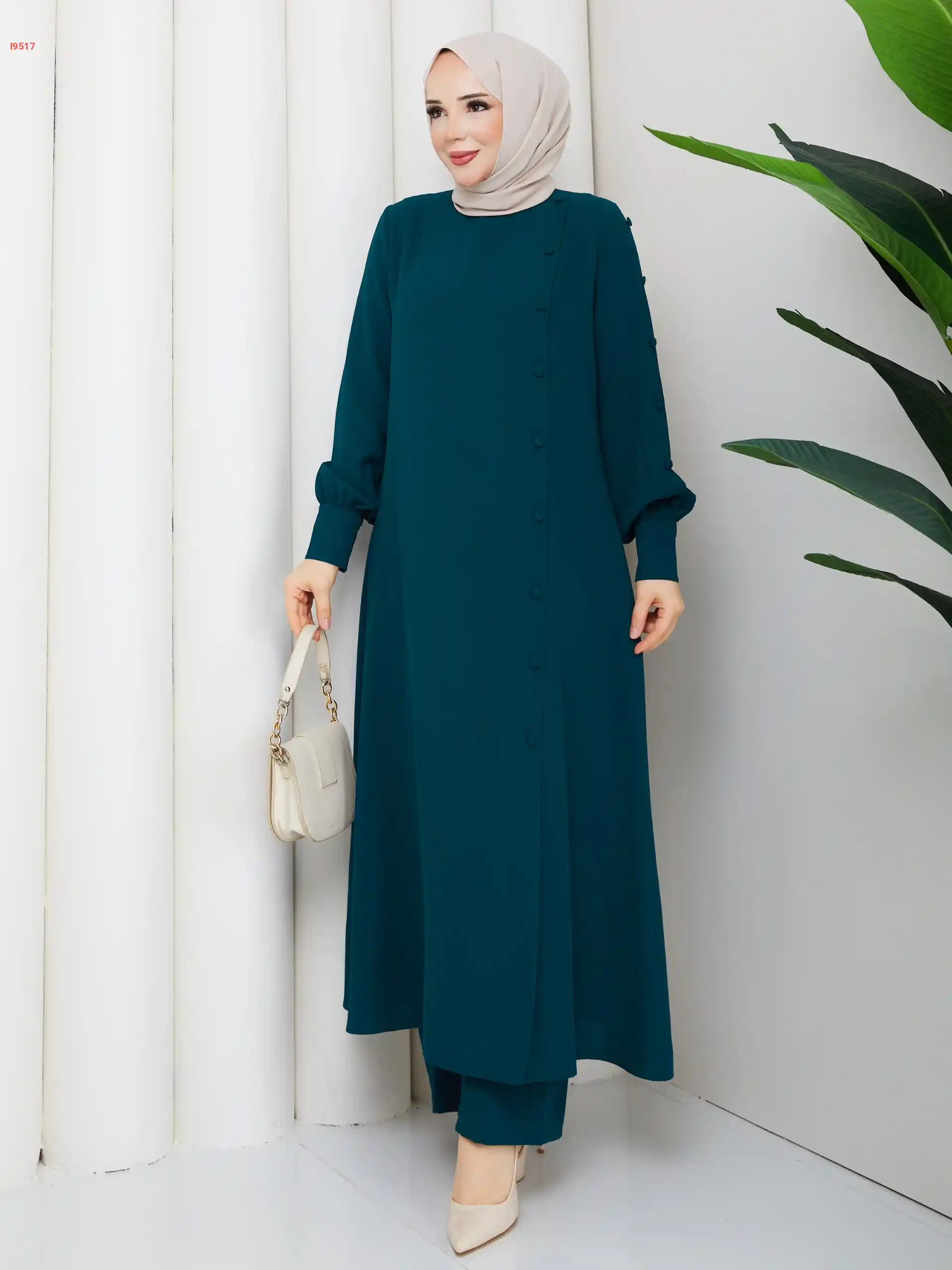 طقم بنطال زارا كريب مع تونيك