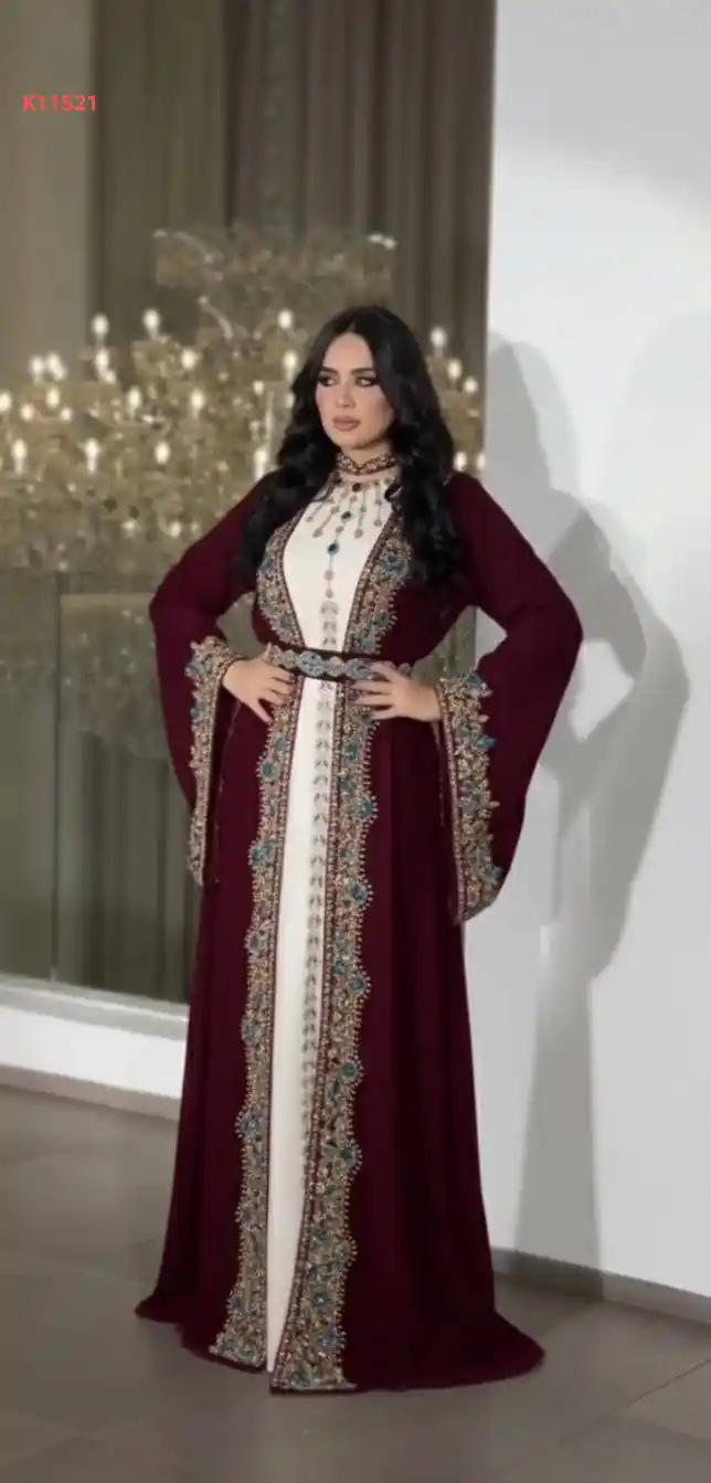 قفطان مرصع فاخر