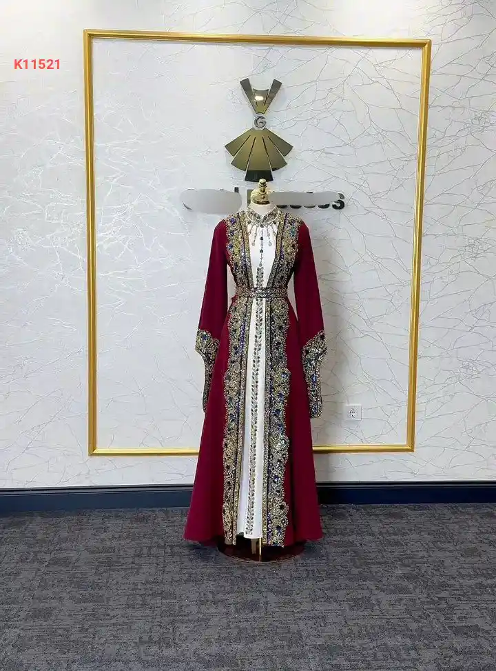 قفطان ملكي فاخر