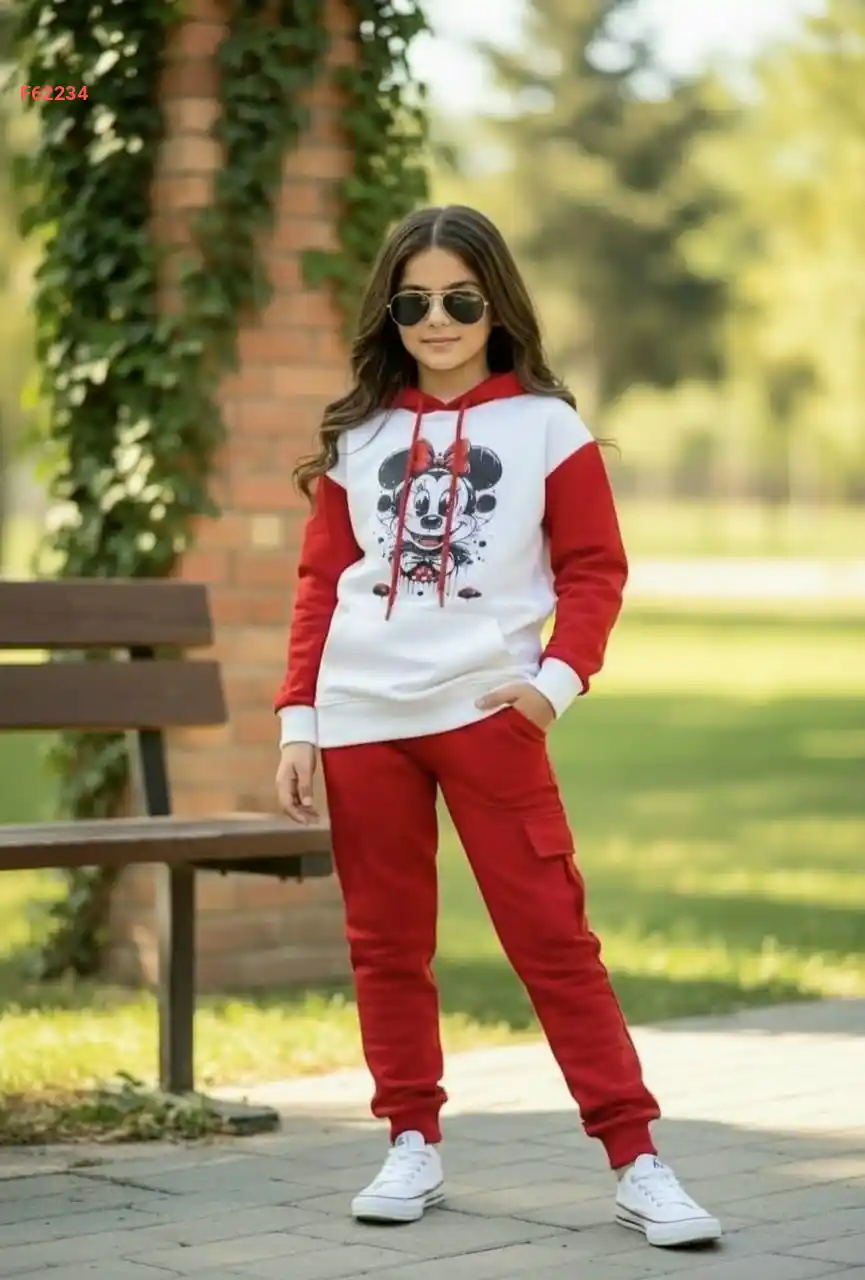 بيجامة بناتي هودي