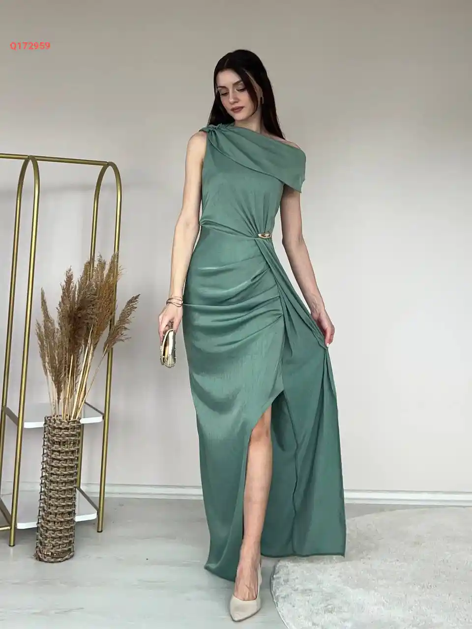 فستان سواريه مفتوح