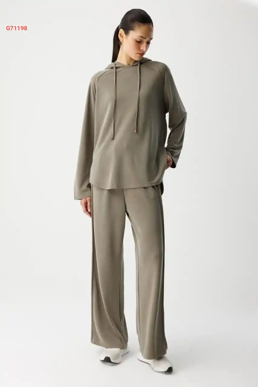 بيجامة خروج - ترينغات