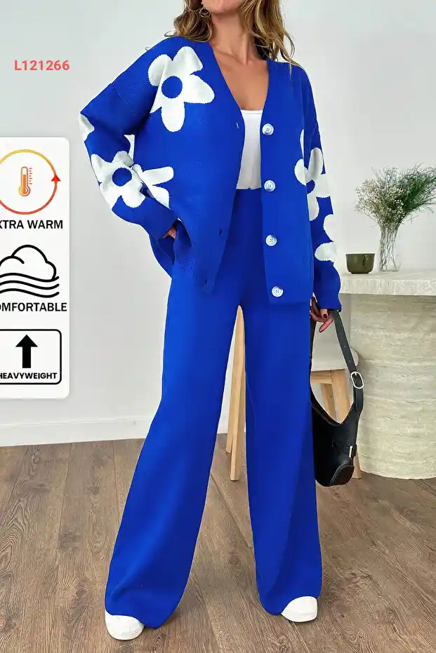 مجموعة إيفندكس المميزة بتصميم الأ كوادي البيضاء