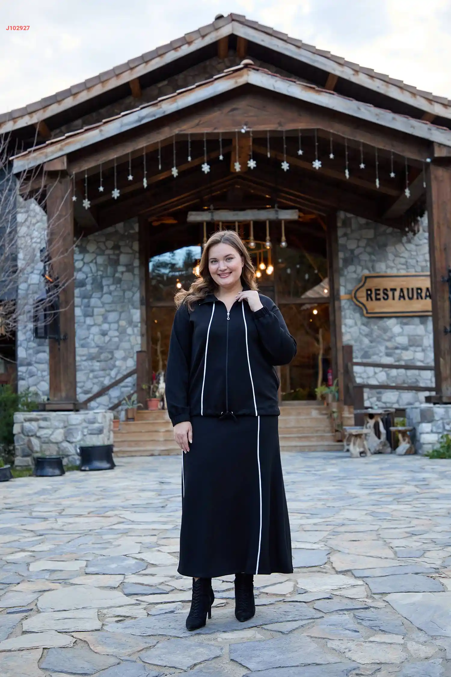 طقم تنورة اويشو طويل