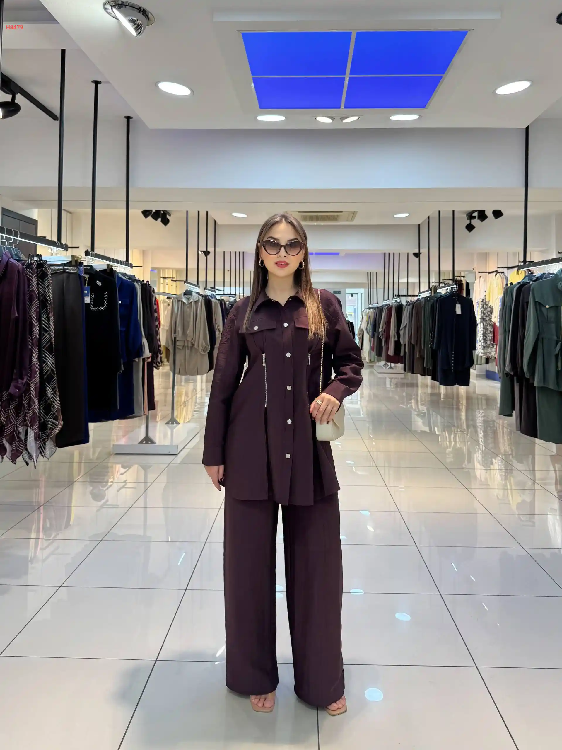 طقم بنطال قطعتين بأزرار وسحاب جاني