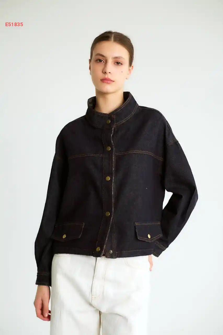 جاكيت جينز غامق