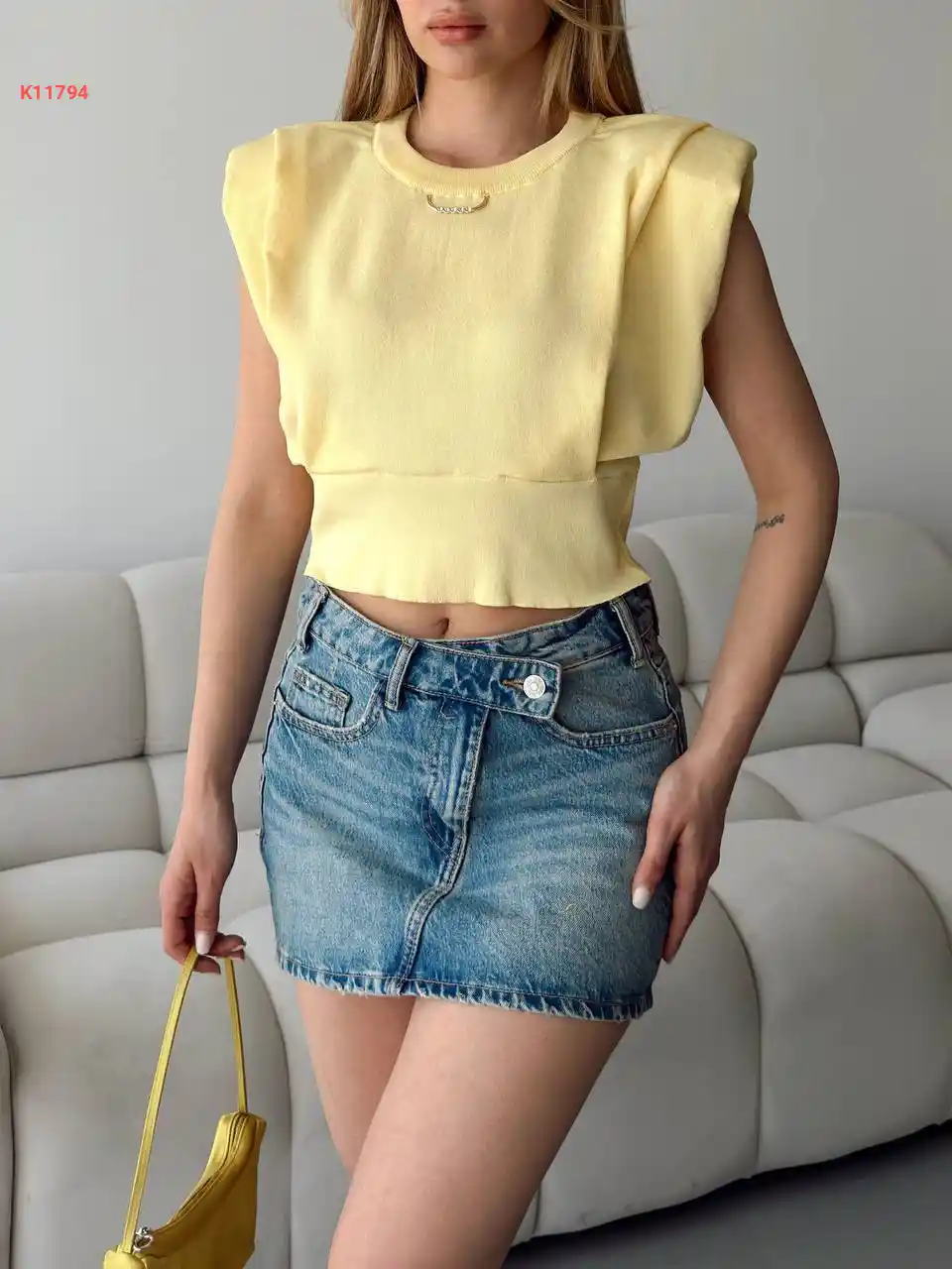 كنزة حفر باكسسوار عالياقة