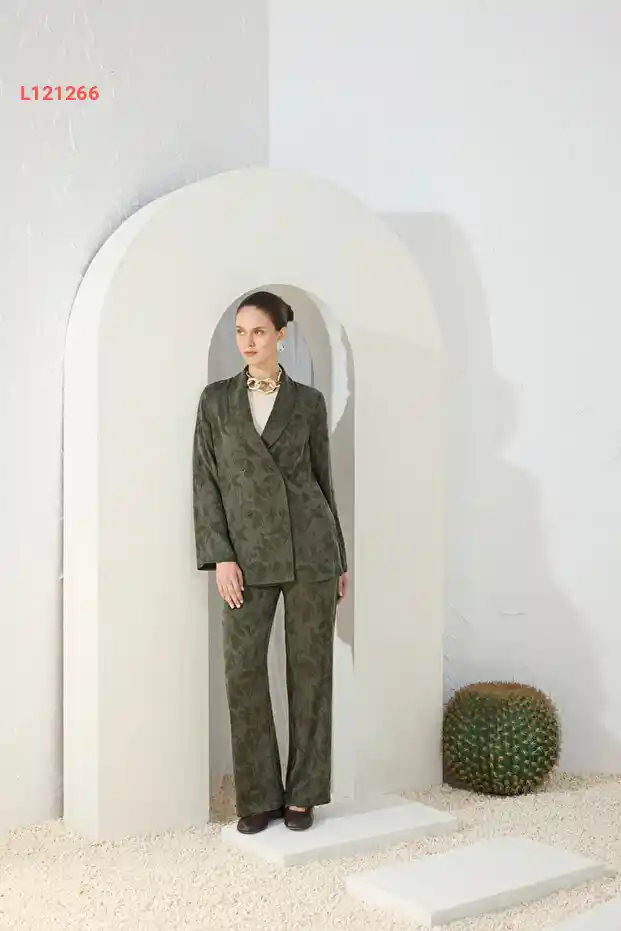 تونيك كروزيزكاهاكي من آكير