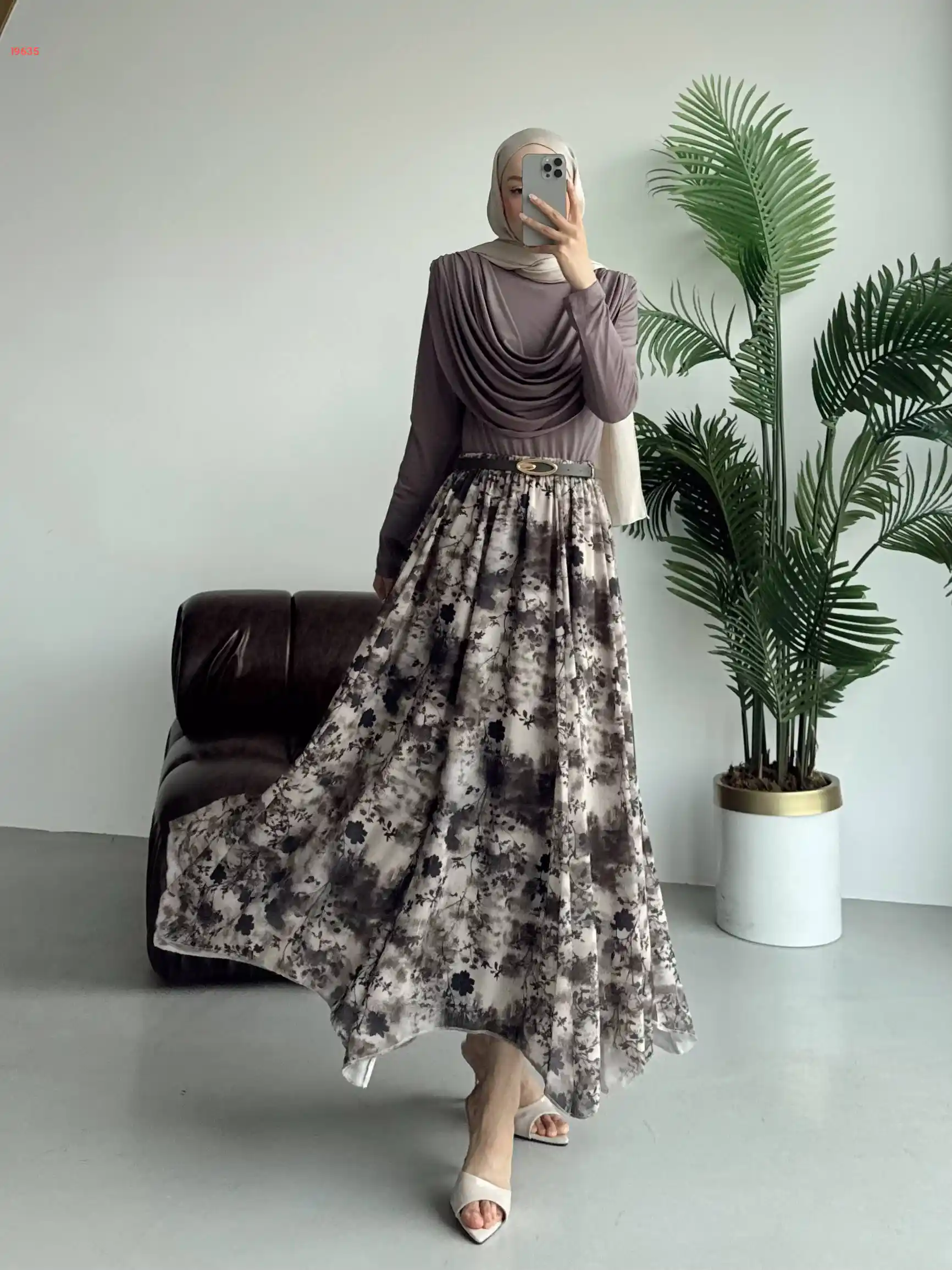 تنورة طويلة شيفون موردة