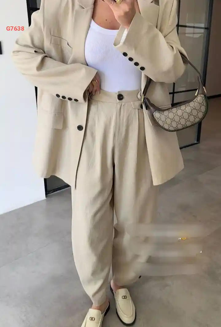 بنطال خصر عالي