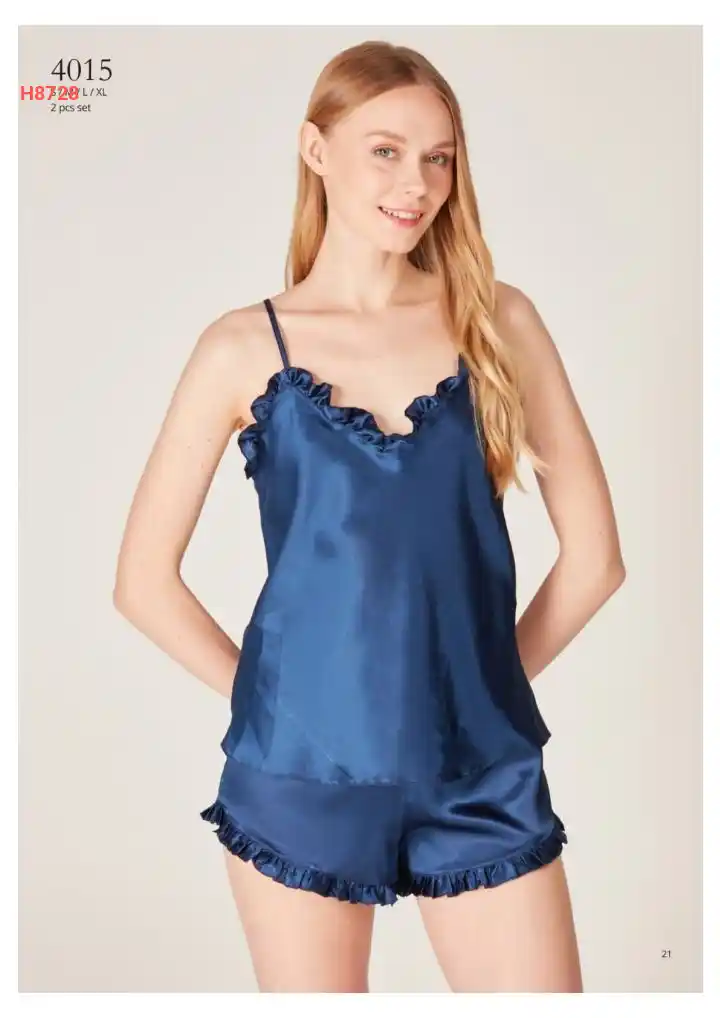 بيجامة شورت نوم