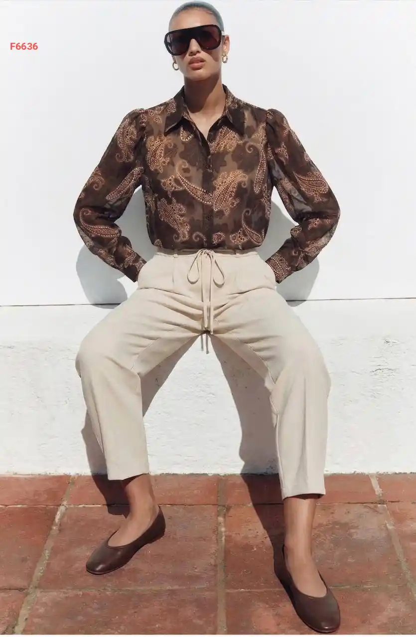 قميص كم طويل منقوش