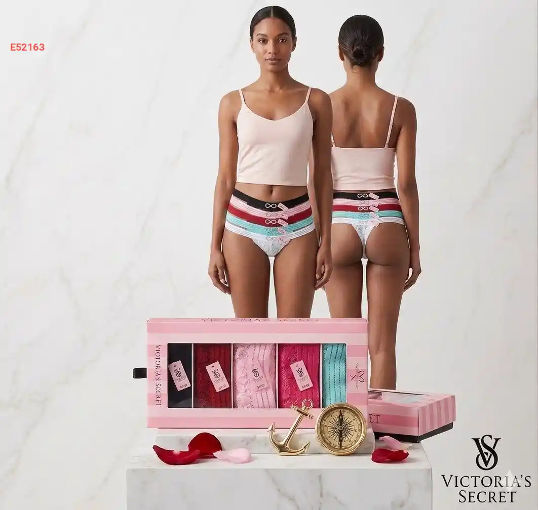 ملابس داخلية نسائية ماركة