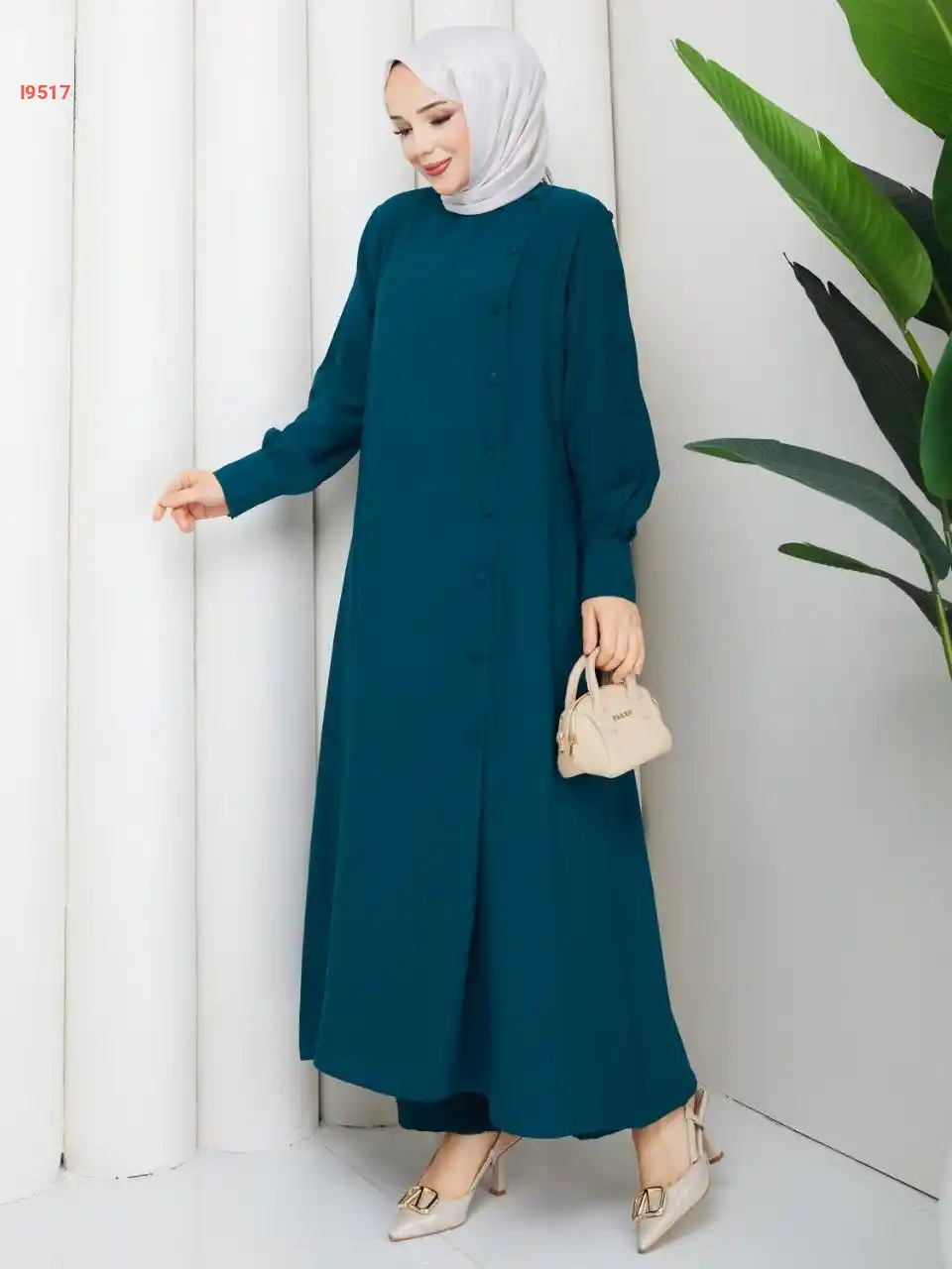 طقم بنطال وتونيك طويل بأزرار