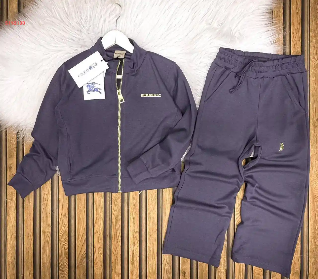 بيجامة بناتي اويشو ماركة