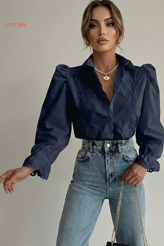 قمصان كاجوال نسائية بتفاصيل فيستو الفينتاج باللون الأزرق الداكن