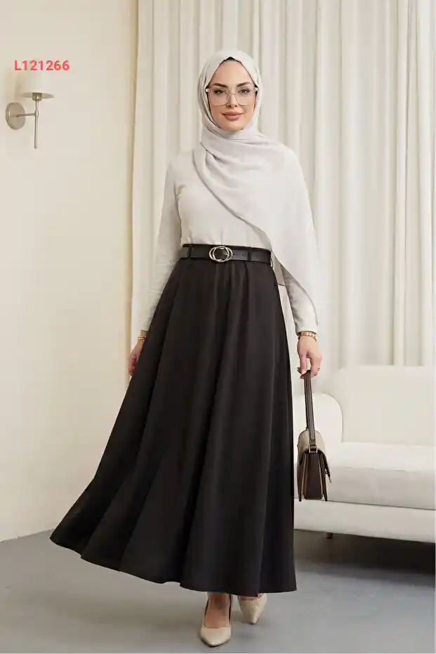 تنورة واسعة بسحاب وحزام من مودامورف - سوداء