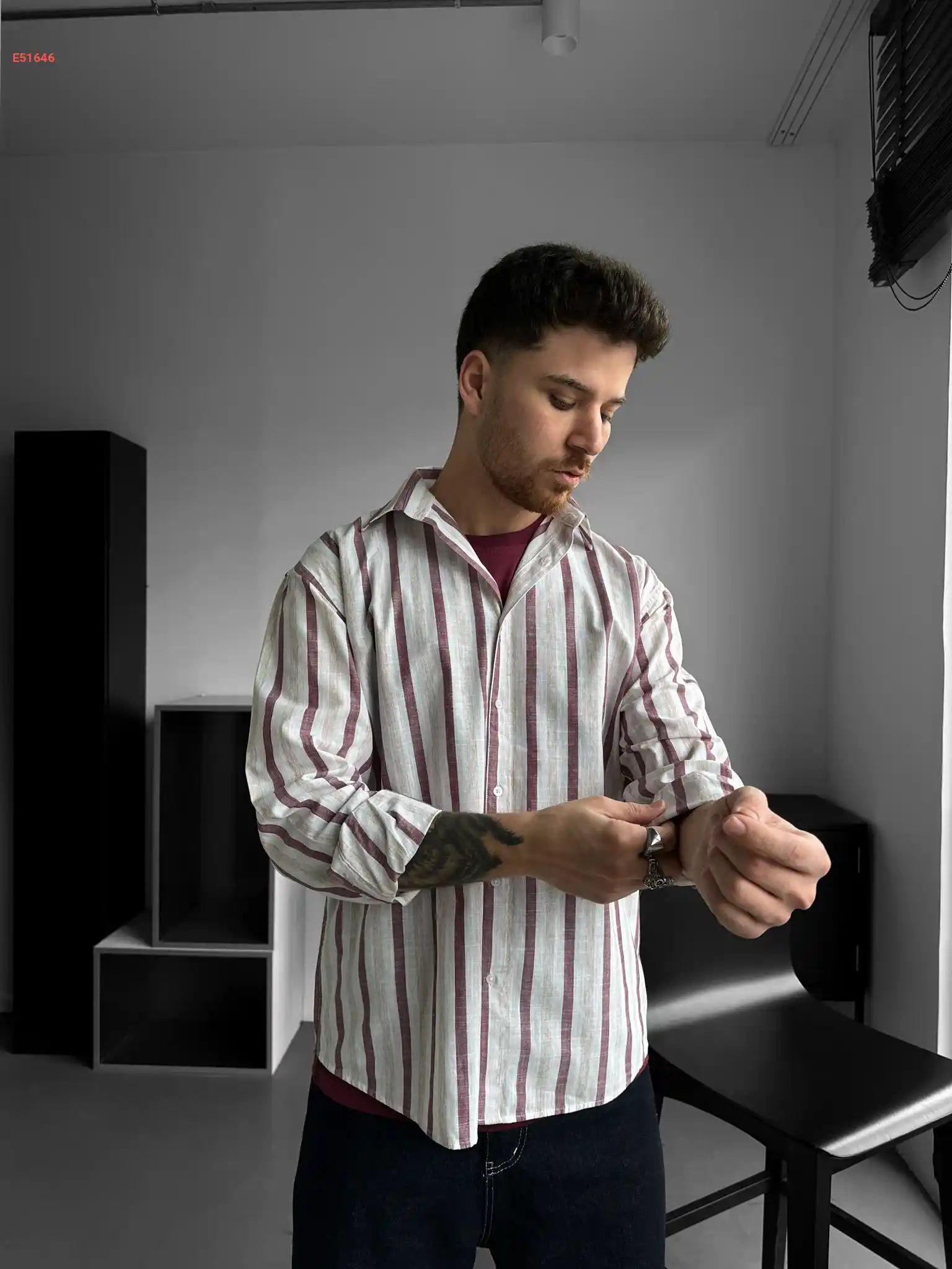 قميص رجالي مقلم