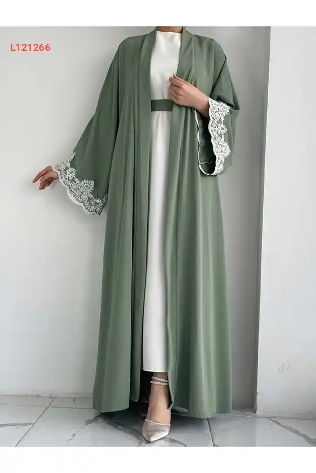 عباءة إليف الخضراء من مالك عراز