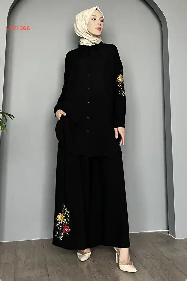 سترة عصرية مطرزة بألوان الأحلام من ساكلي بوتيك