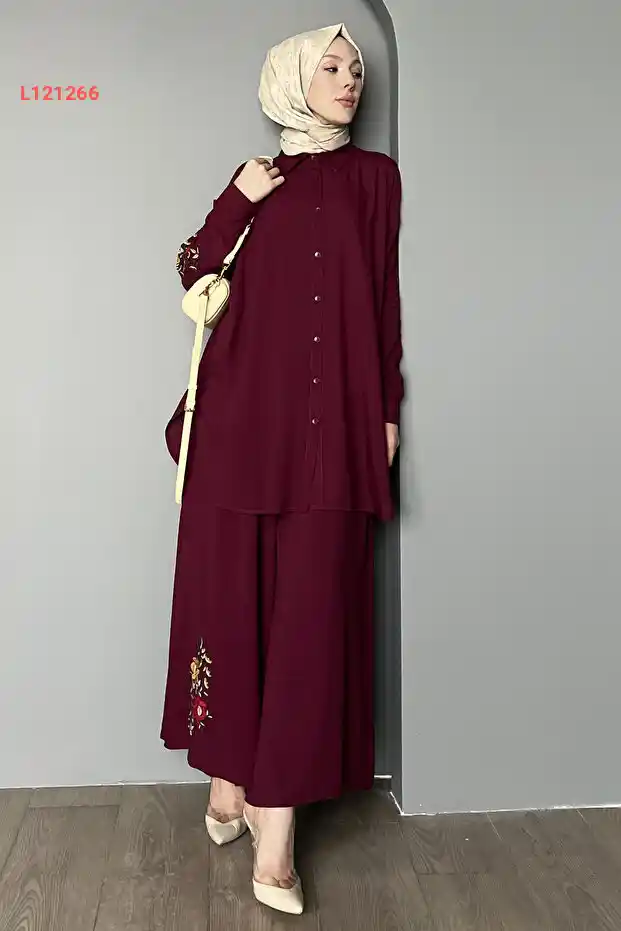 مجموعة أوتيك الملونة المطرزة من ساكلي بتيك