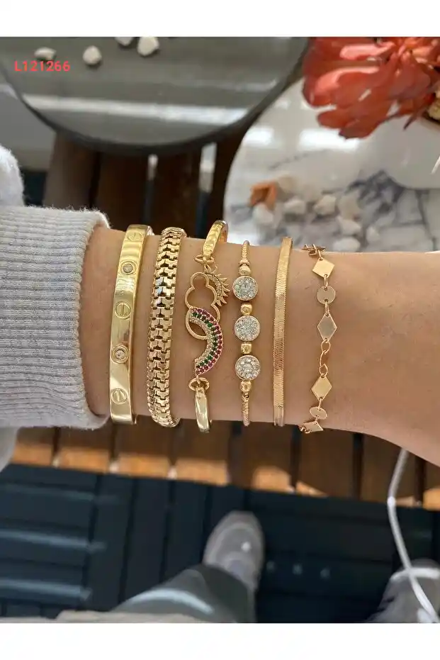 مجموعة أساور ذهبية مكونة من 5 قطع للنساء من جاك فيريرو