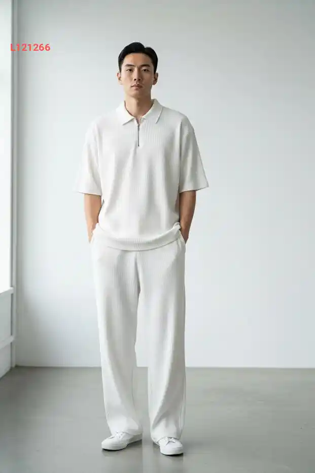 طقم رياضي رجالي برباط نصفي أبيض من ألتميرا