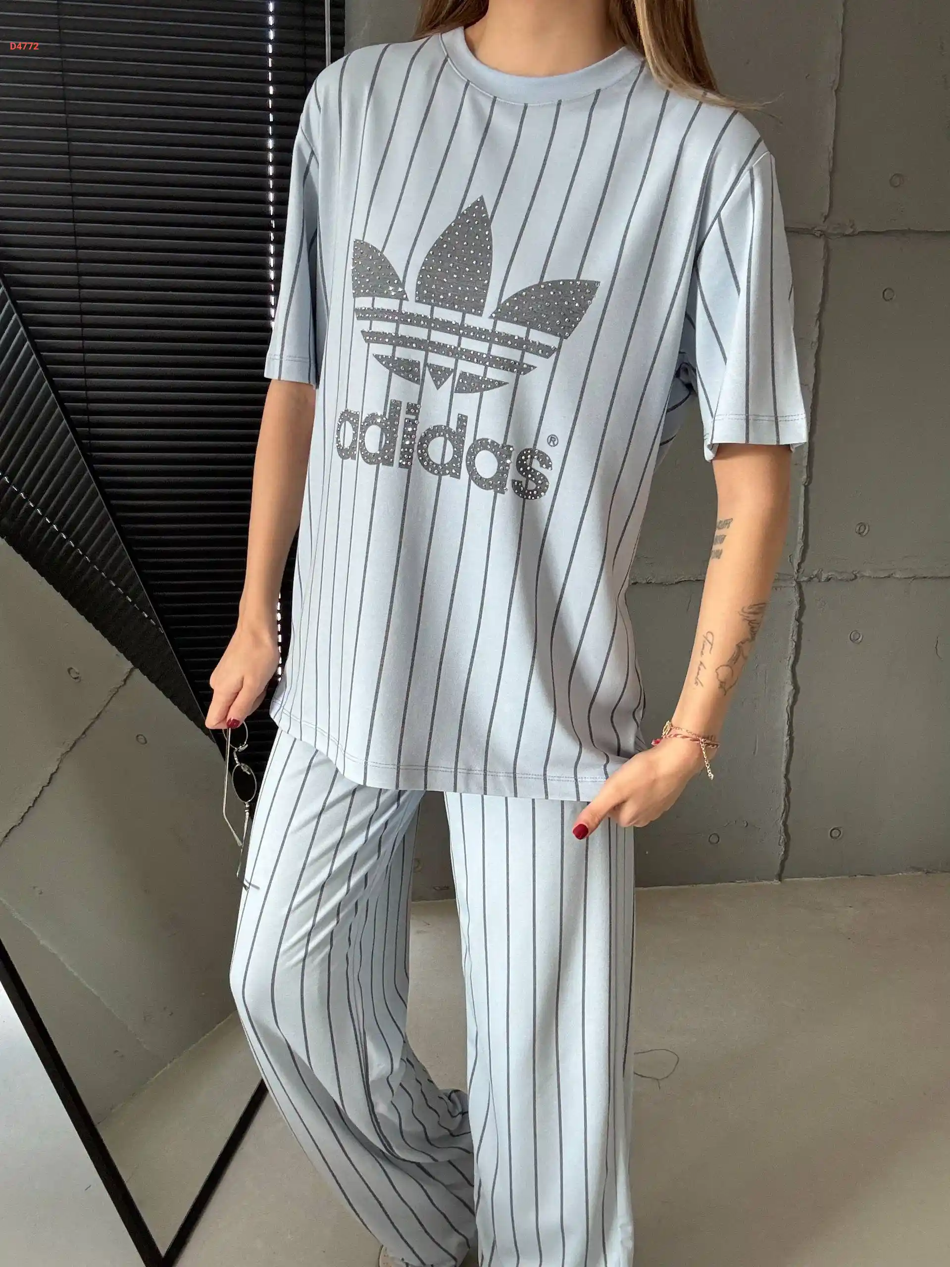 بيجامة نصف كم ماركة