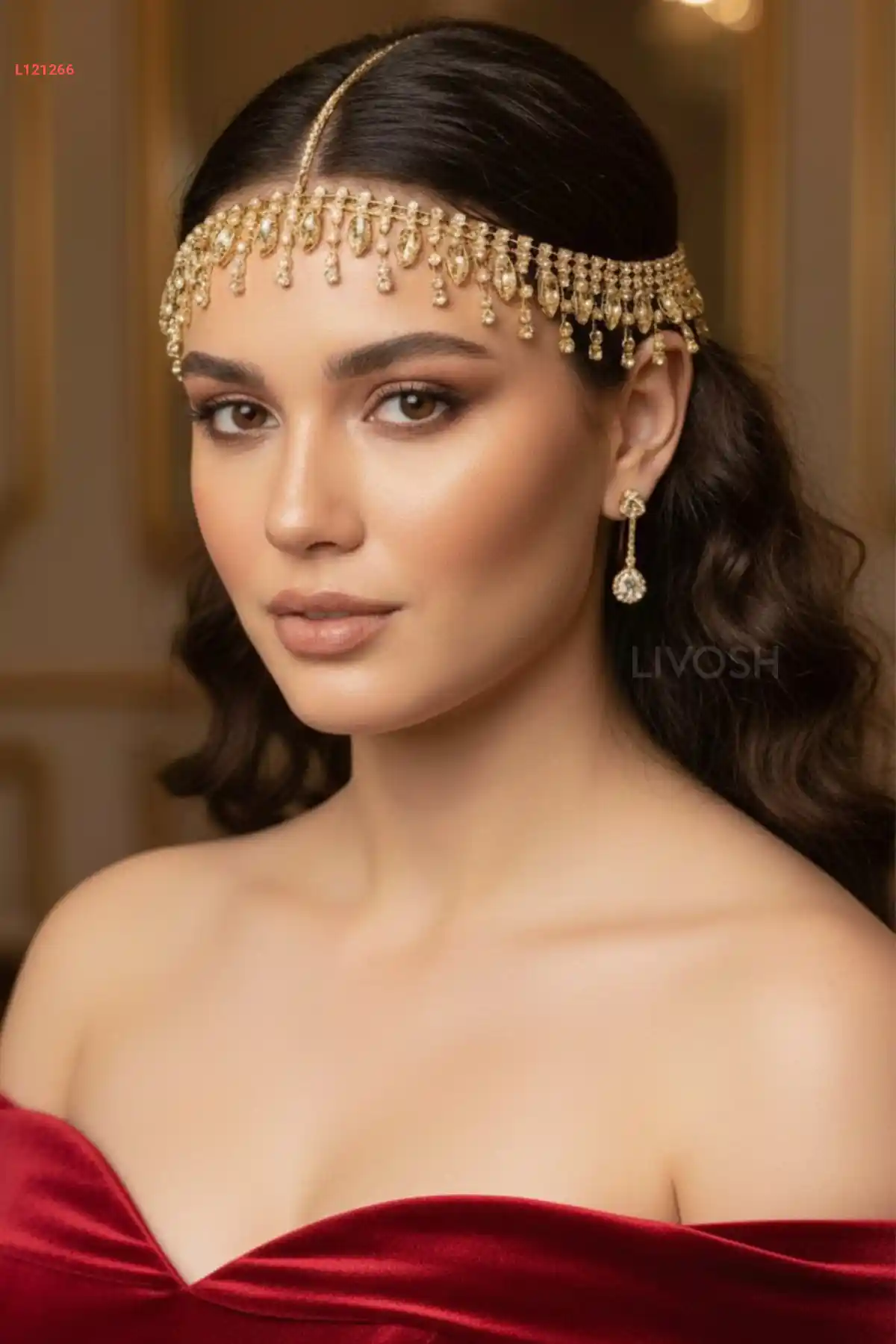 تاج ذهبى مزين بالأحجار للعرائس